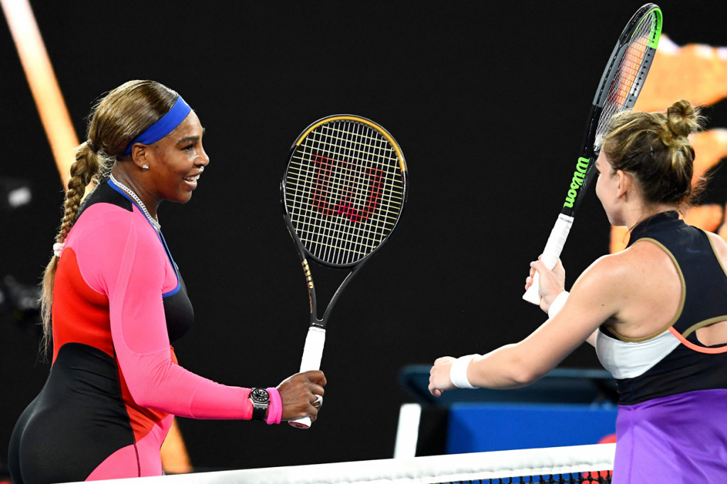 Di babak semifinal atau empat besar nanti, Serena akan berhadapan dengan petenis muda asal Jepang, Naomi Osaka. AFP Photo/Brandon Malone
