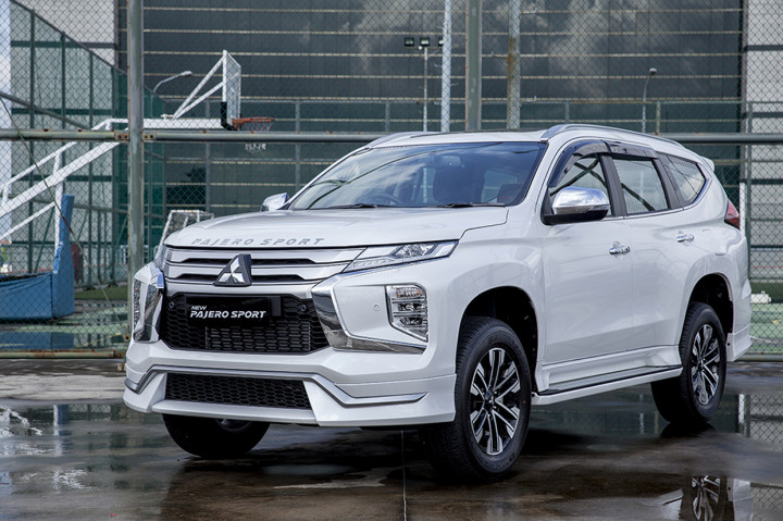 Mitsubishi menyediakan paket aksesoris yang bisa mempercantik penampilan mobil melalui Basic Package, Aero Package, dan Aero Plus Package.