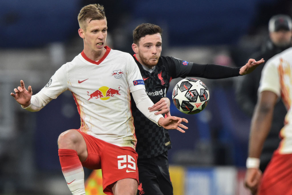 Setelah tertinggal 0-2, Leipzig terus menekan, namun Liverpool juga bermain lebih santai dan mempertebal lini pertahanan. Rapatnya barisan pertahanan The Reds membuat tim asuhan Julien Nagelsmann sulit menciptakan peluang terbuka. Mereka banyak melakukan sepakan spekulasi dan arahnya kerap tak jelas. 