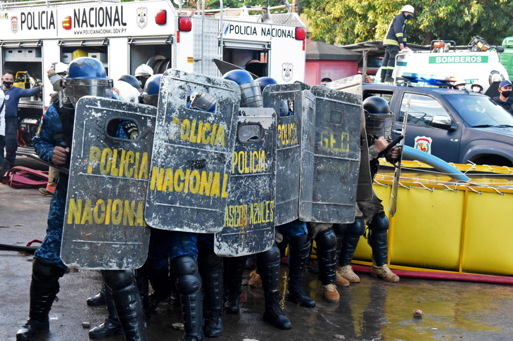 Diketahui kerusuhan kerap terjadi pada tahun-tahun sebelumnya di penjara Paraguay. 