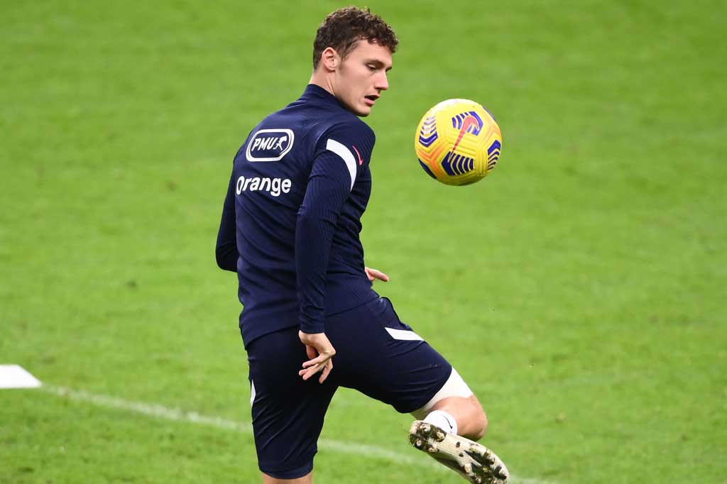 Pavard yang turut membawa Prancis menjuarai Piala Dunia pada 2018, merupakan pemain Bayern terkini yang positif covid-19, setelah sebelumnya Leon Goretzka, Javi Martinez, dan Thomas Mueller juga positif korona.