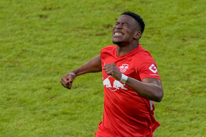 Leipzig menggandakan keunggulan pada menit ke-71 setelah Nordi Mukiele menyambut umpan Tyler Adams.