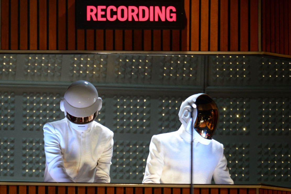 28 Tahun Berkarya, Duo Elektronik Legendaris Daft Punk ...