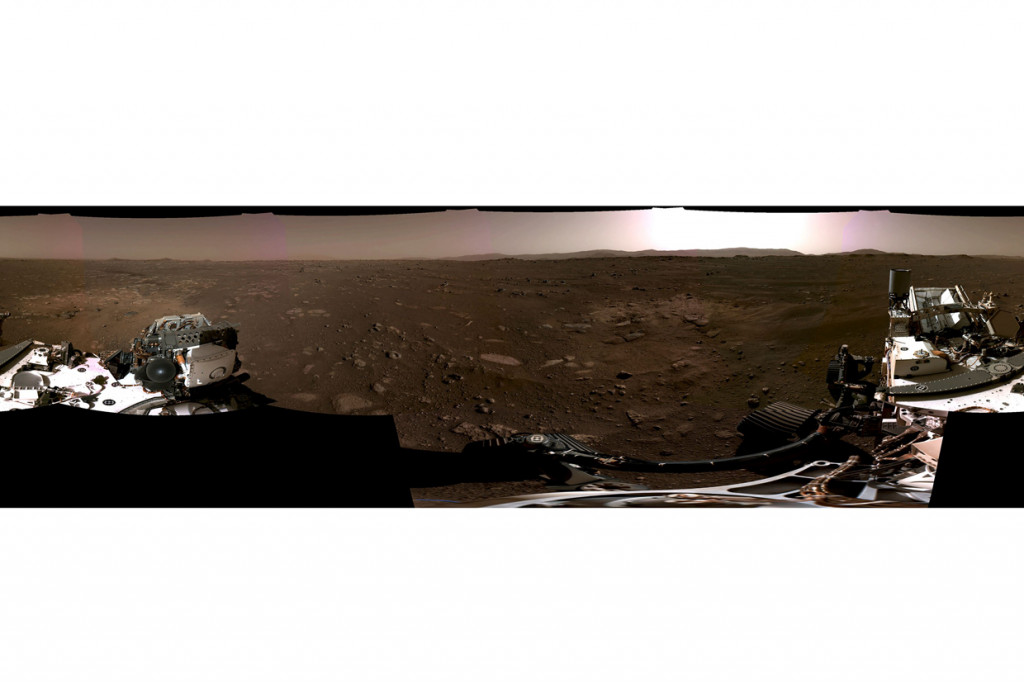 NASA kembali membagikan perkembangan terbaru dari misi pendaratannya di Planet Mars. Setelah membagikan video, kini NASA merilis foto-foto terbaru dari fenomena bersejarah yang dilakukan oleh rover misi antariksa Perseverance.