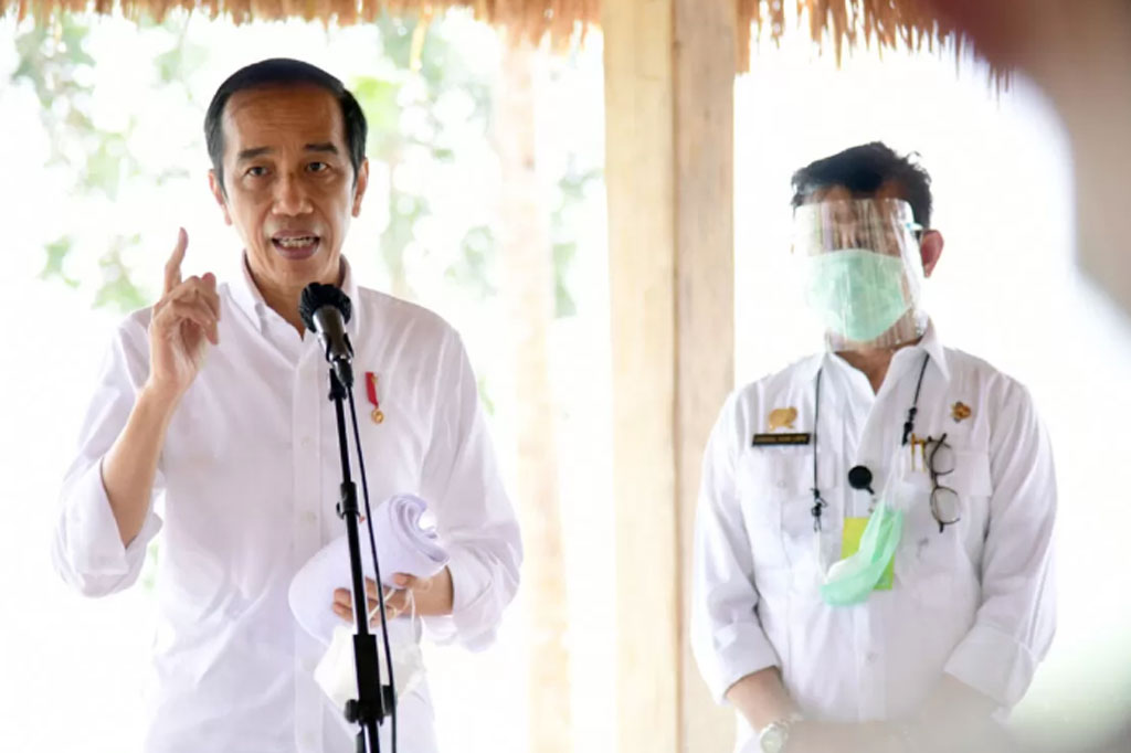Oleh sebab itu Presiden memerintahkan Menteri Pekerjaan Umum dan Perumahan Rakyat untuk melihat kemungkinan dibangun waduk atau bendungan dan embung di wilayah NTT.