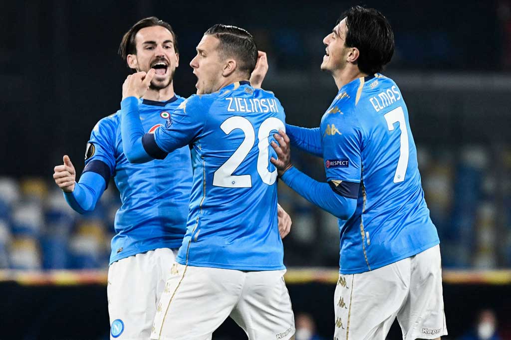 Napoli mengawali pertandingan leg kedua dengan sangat baik dan memimpin saat laga baru berjalan tiga menit melalui gol Piotr Zielinski.