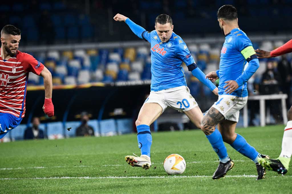 Berawal dari sebuah serangan cepat, Lorenzo Insigne mengakhirinya dengan umpan yang kemudian diselesaikan Zielinski dengan tembakan terukur dari luar kotak penalti ke pojok kiri bawah gawang.