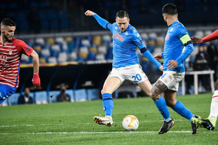 Berawal dari sebuah serangan cepat, Lorenzo Insigne mengakhirinya dengan umpan yang kemudian diselesaikan Zielinski dengan tembakan terukur dari luar kotak penalti ke pojok kiri bawah gawang.