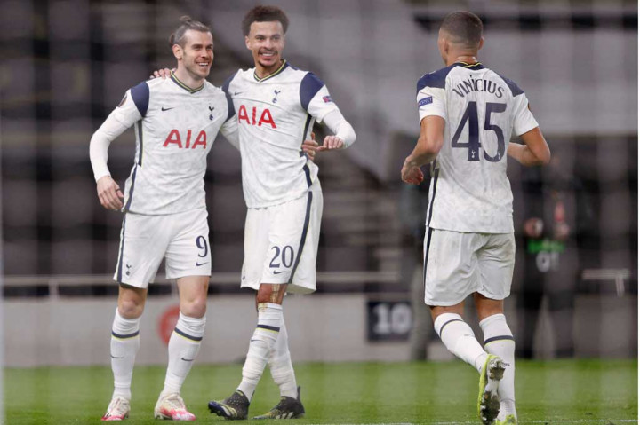 Keunggulan Tottenham bertambah lagi pada menit ke-73 saat Gareth Bale berhasil menyelesaikan umpan kiriman Alli dengan tembakan keras yang melesak ke pojok kanan atas gawang.