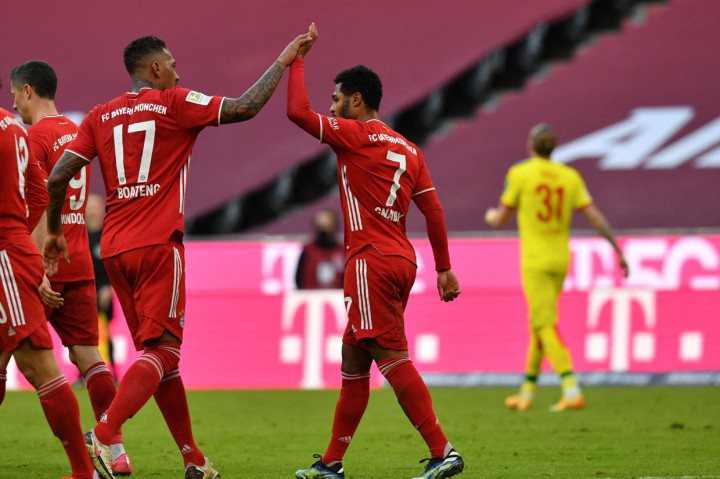 Dan Gnabry bisa menambah gol dalam tempo cepat. Di menit ke-86, Gnabry bisa memberi keunggulan Bayern menjadi 5-1, usai sundulannya dari jarak dekat bisa membobol gawang Koln. 