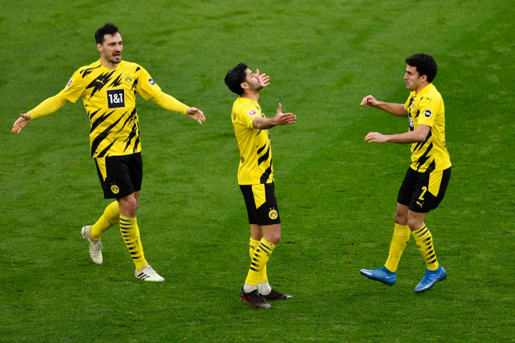Di babak kedua, Dortmund langsung bisa memimpin 1-0. Mahmoud Dahoud menjebol gawang Arminia di menit ke-48, usai sepakannya dari luar kotak penalti gagal dibendung Stefan Ortega.