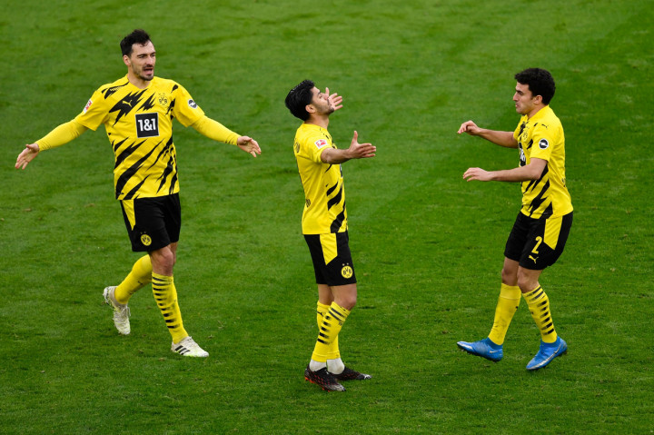 Di babak kedua, Dortmund langsung bisa memimpin 1-0. Mahmoud Dahoud menjebol gawang Arminia di menit ke-48, usai sepakannya dari luar kotak penalti gagal dibendung Stefan Ortega.