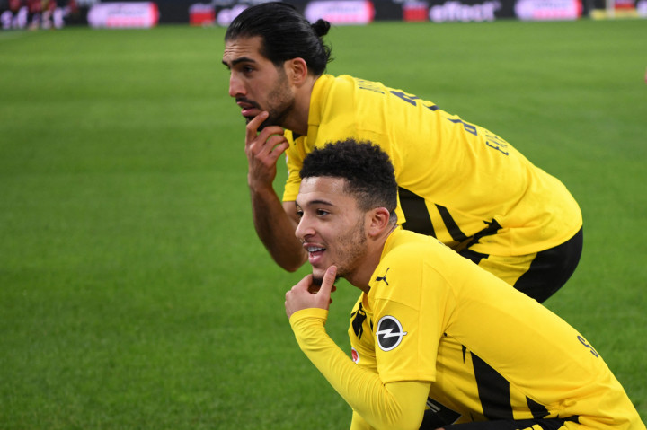 Pemain Inggris itu bisa mengonversi penalti, usai Marco Reus dilanggar Amos Pieper di kotak terlarang. Skor menjadi 2-0.