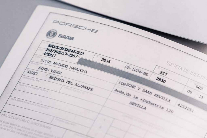 Mobil itu telah menghabiskan 20 tahun bersama pemilik lain di pulau Majorca, Spanyol, sebelum melewati tangan beberapa kolektor Prancis. Mobil tersebut masuk ke pelelangan dengan odometer sekitar 120.000km.