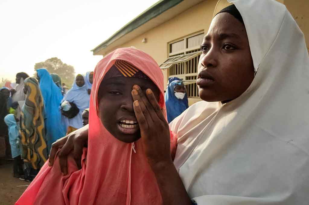 Semua 279 siswi Nigeria yang dibebaskan oleh penculik minggu ini telah berkumpul kembali dengan orang tua mereka pada Rabu, 3 Maret 2021 waktu setempat.