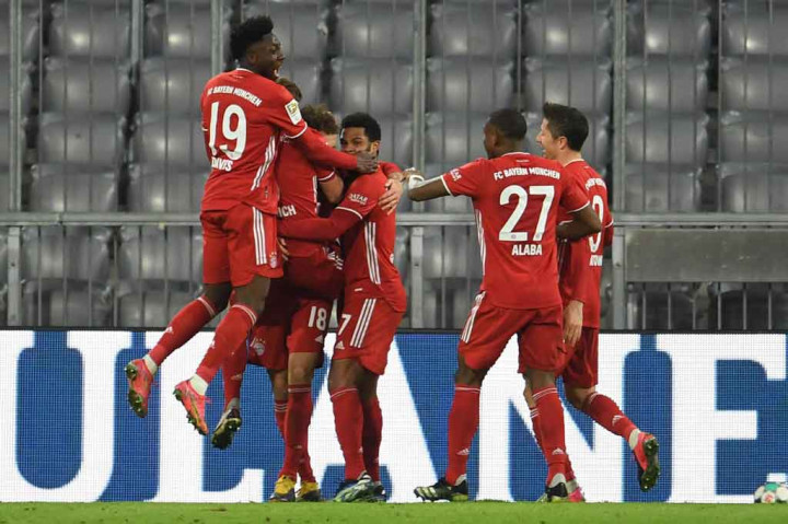 Dua menit menjelang bubaran Leon Goretzka berhasil membawa Bayern berbalik unggul dengan menyambar bola sapuan Thomas Meunir untuk melesakkannya ke pojok kiri bawah gawang.