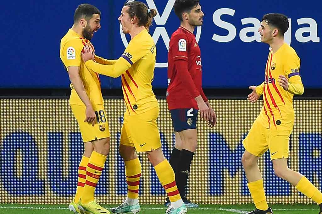 Perlahan Barcelona bangkit dan berhasil membuka keunggulan pada menit ke-30 melalui Jordi Alba. Bek kiri ini mendapatkan bola dari umpan Messi yang kemudian dibawanya ke kotak penalti sebelum menjebol gawang tuan rumah.