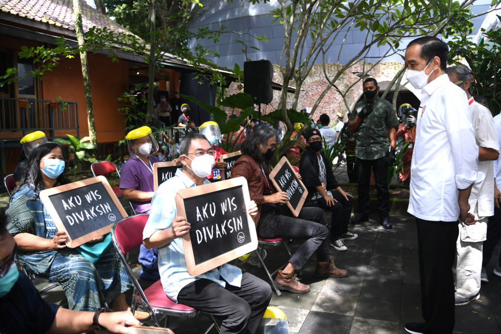 Vaksinasi ini bertujuan untuk memberikan rasa aman kepada seniman.