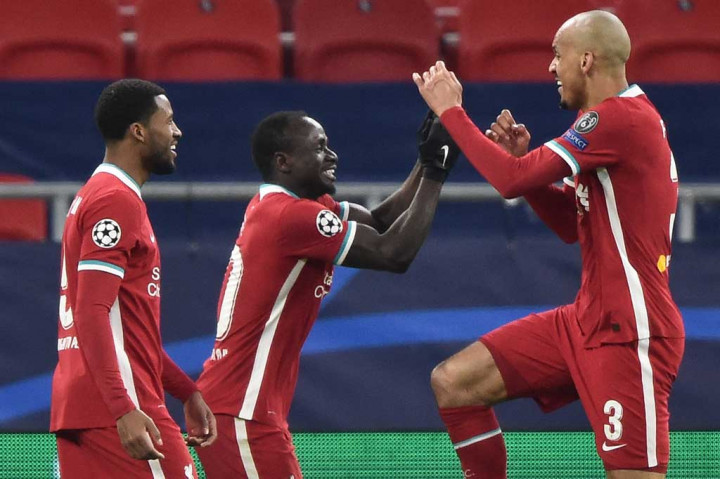 Seusai unggul 1-0, Juergen Klopp menarik keluar Thiago dan Jota masing-masing digantikan Naby Keita dan Divock Origi. Langkah itu terbukti mujarab, sebab pada menit ke-74 Origi mengirimkan umpan silang matang ke arah Mane yang diselesaikan sempurna oleh penyerang Senegal itu untuk menggandakan keunggulan Liverpool.