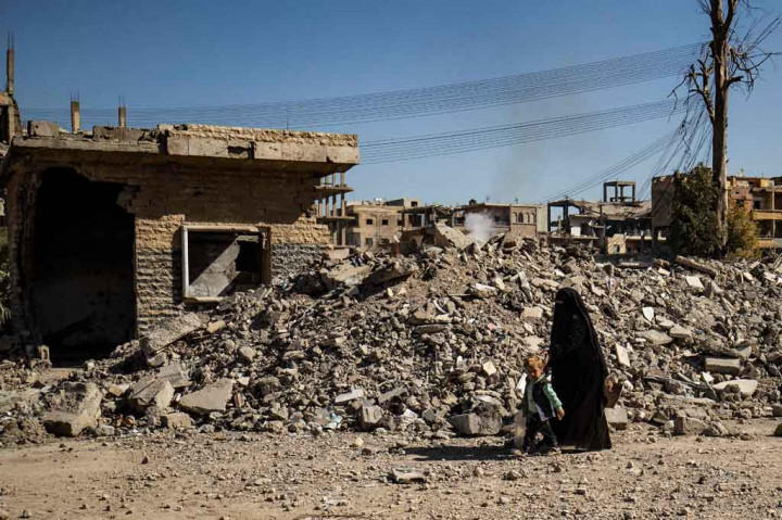 Perang Suriah telah menewaskan lebih dari 387 ribu orang dan membuat jutaan orang mengungsi sejak dimulai 2011 dengan penindasan brutal terhadap protes antipemerintah.