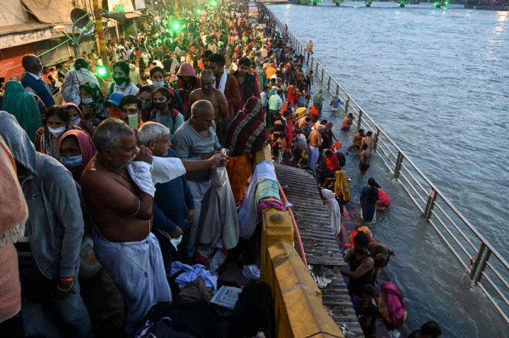 Pihak berwenang mengatakan bahwa lebih dari 100 juta orang menghadiri festival itu pada 2019, terakhir kali diadakan. Diperkirakan angka tahun ini akan lebih sedikit.