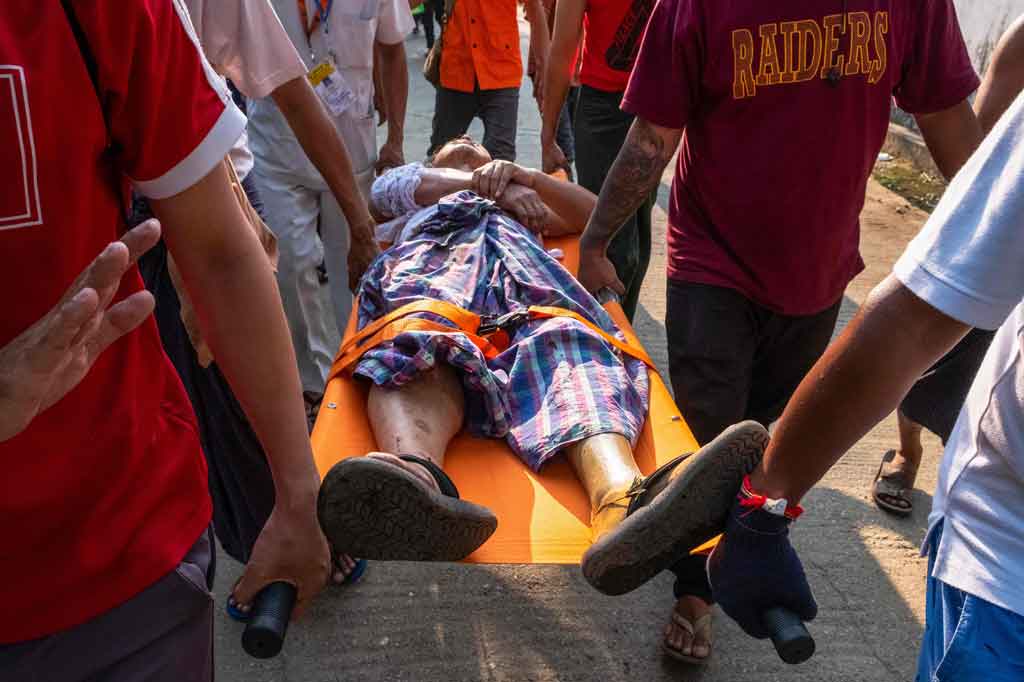 Perserikatan Bangsa-Bangsa pada Rabu, 10 Maret 2021, mengutuk tindakan keras junta yang semakin meningkat, yang telah menyebabkan lebih dari 60 orang tewas dan 2.000 ditangkap, bahkan Tiongkok - sekutu tradisional Myanmar - menyerukan de-eskalasi dan dialog.