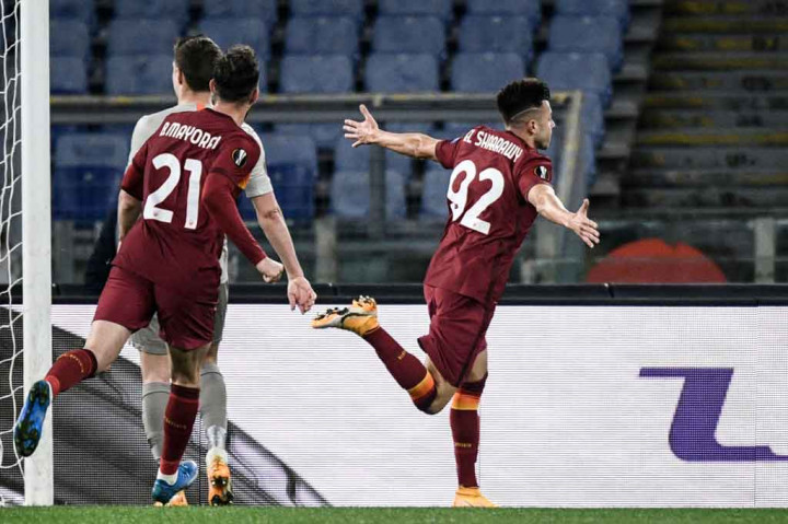 Keunggulan 1-0 yang bertahan hingga turun minum baru mampu digandakan oleh Roma pada menit ke-73 saat Stephan El Shaarawy menari melewati dua bek Shakhtar sebelum mengecoh Trubin dengan tembakan cungkil.