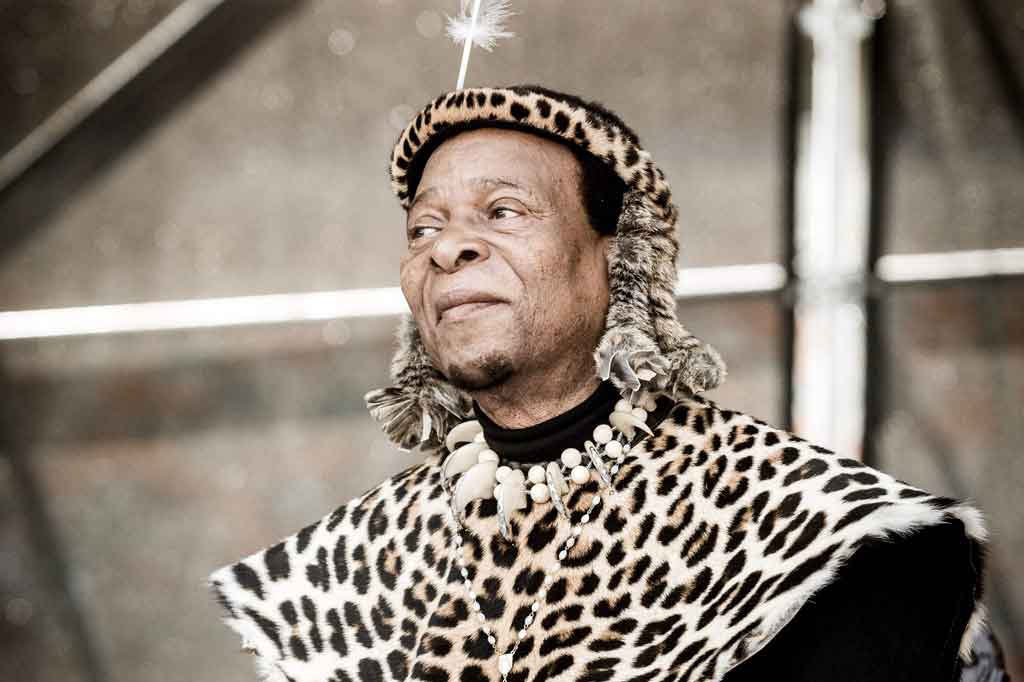 Raja Kerajaan Zulu Goodwill Zwelithini meninggal pada Jumat, 12 Maret 2021, setelah berminggu-minggu dirawat di rumah sakit. Swelithini meninggal di usia 72 tahun.
