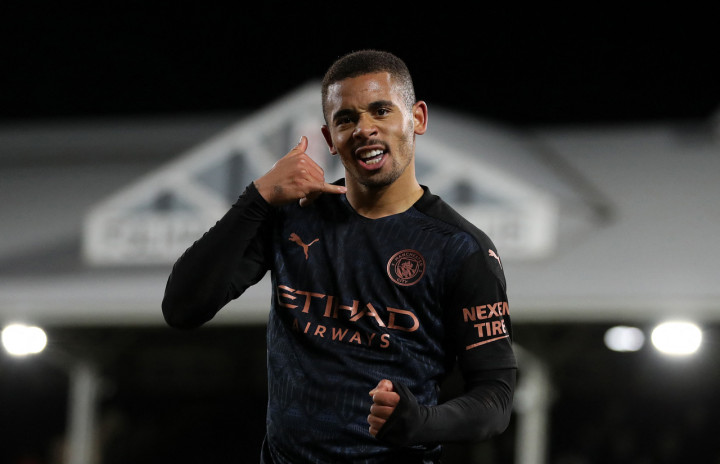 Gabriel Jesus melakukan selebrasi usai mencetak gol ke gawang Fulham.