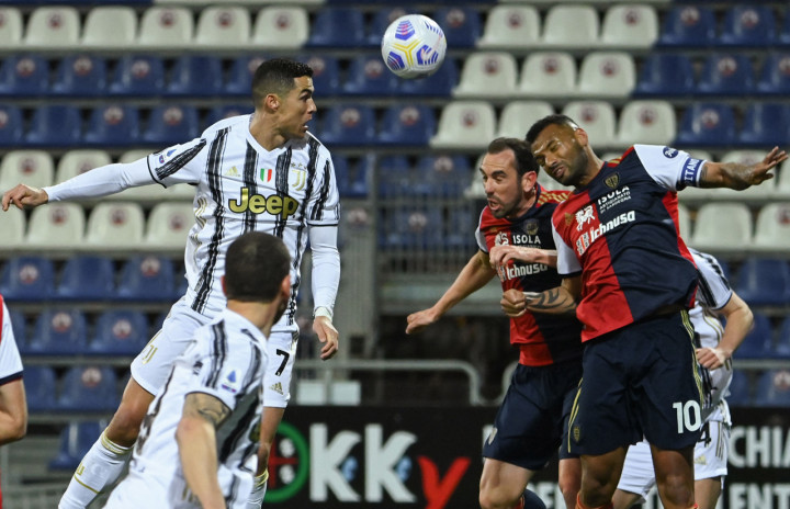 Di babak kedua, Cagliari sempat memperkecil kedudukan lewat gol Giovanni Simeone. Sampai laga berakhir, skor 3-1 untuk kemenangan Juventus.