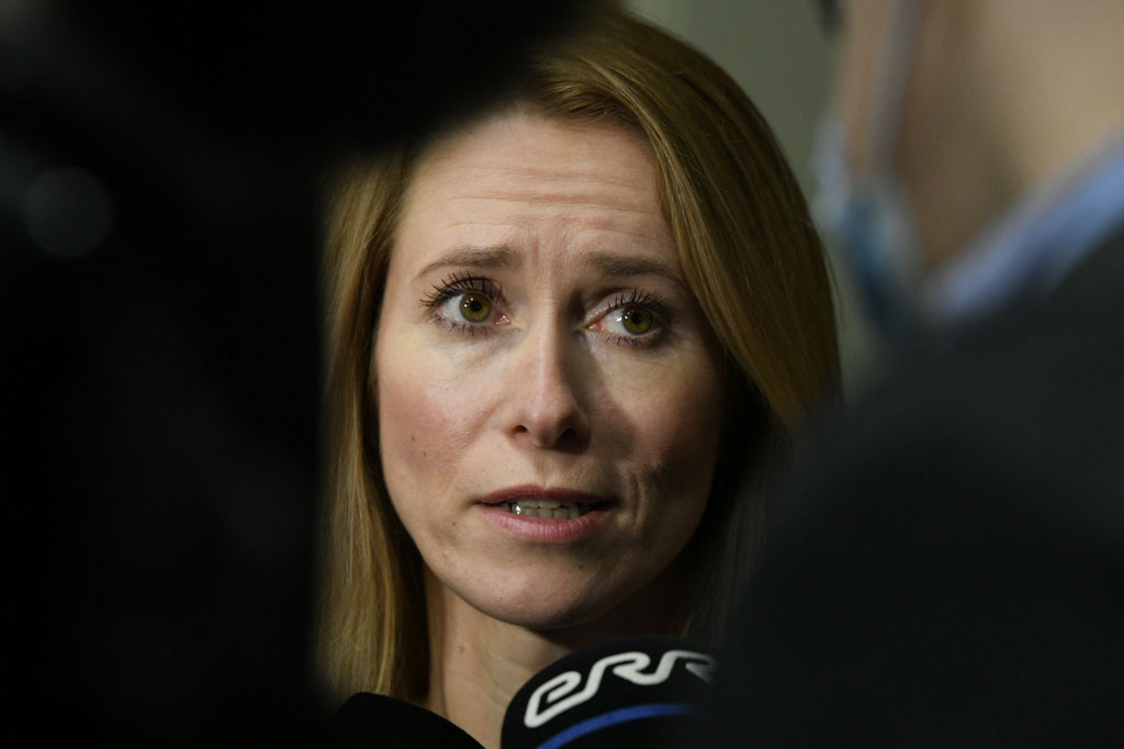 Perdana Menteri Estonia Kaja Kallas pada Senin, 15 Maret 2021 waktu setempat, dinyatakan positif mengidap penyakit virus korona (covid-19). Pemerintah menyatakan Kallas saat ini merasa baik-baik saja. 