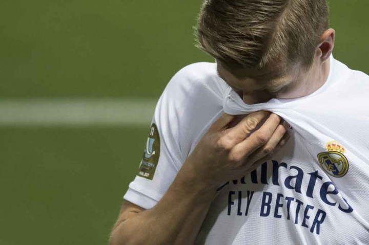 Madrid kemudian berusaha bangkit dan baru bisa menciptakan peluang pada menit ke-18 lewat tembakan Toni Kross. Namun tembakan jarak jauhnya masih bisa diblok oleh pemain belakang Atalanta.