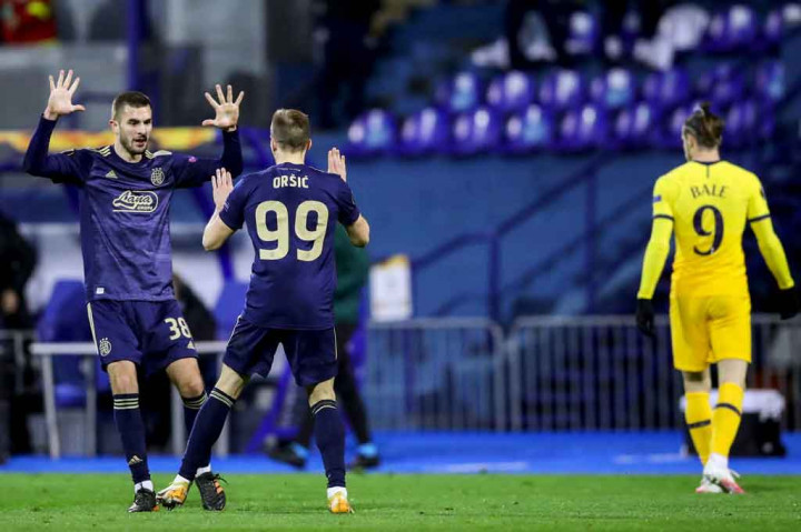 Pada menit ke-62, sebuah antisipasi pertahanan buruk dari Serge Aurier memberi kesempatan Lovro Majer mengirimkan umpan tarik yang diselesaikan oleh Mislav Orsic dengan sepakan keras demi membawa Dinamo memimpin 1-0, sekaligus memantik asa bangkit dari ketertinggalan agregat.