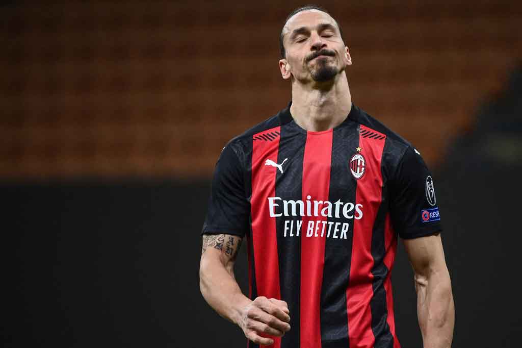 Ibrahimovic memperlihatkan peran krusialnya ketika menanduk umpan silang Hakan Calhanoglu pada menit ke-74. Beruntung Henderson sigap menhentikan bola yang kemudian hanya menghasilkan sepak pojok bagi Milan.