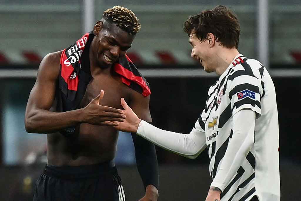 Sejak itu tak banyak peluang lagi diciptakan oleh Milan di tengah rapat dan disiplinnya para pemain MU menggalang pertahanan mereka demi menjaga skor 1-0 hingga peluit tanda laga usai berbunyi. 