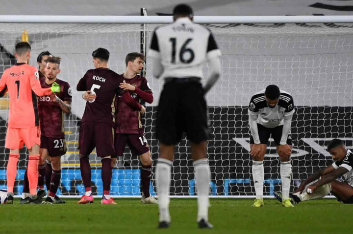 Tidak ada tambahan gol lagi hingga laga usai. Hasil itu membuat Fulham kini sudah menelan 10 kekalahan di kandang sendiri musim ini dan tertahan di zona degradasi dengan menempati urutan ke-18 dengan raihan 26 poin. Sedangkan Leeds (39), yang kembali ke jalur kemenangan setelah tiga laga nirmenang, berhasil naik ke posisi ke-11.