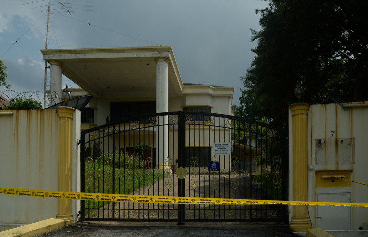 Selain itu Pemerintah Malaysia juga menutup kantor kedubesnya di Pyongyang yang memang tak aktif sejak 2017. 