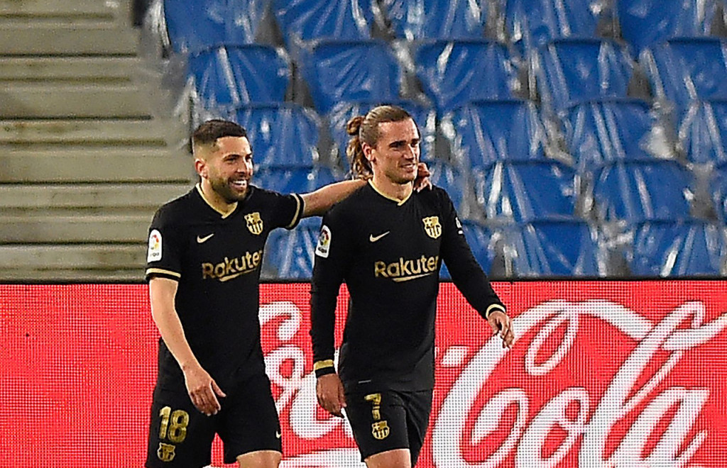 Gol kemenangan Barca dicetak oleh Antoine Griezmann pada menit ke-37, Sergino Dest ke-43 dan 53', Lionel Messi (56' dan 89'), serta Ousmane Dembele (71').