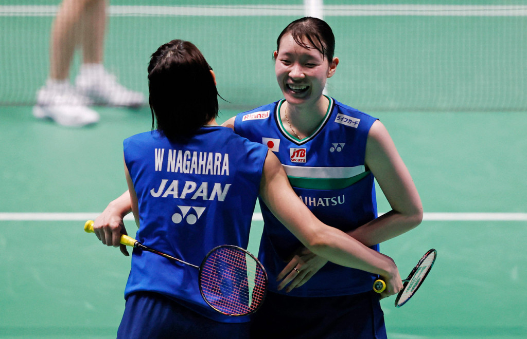 Mereka berhasil rekannya yang merupakan unggulan pertama, Yuki Fukushima/Sayaka Hirota dengan dua set langsung 21-18 dan 21-16.