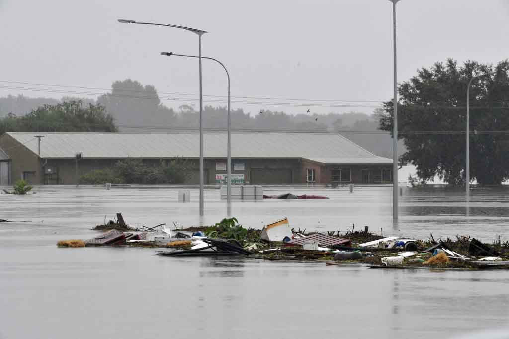 Otoritas Australia berencana untuk kembali mengevakuasi ribuan warga dari pinggiran kota yang terkena banjir di barat Sydney. Banjir itu ditetapkan menjadi yang terburuk dalam 60 tahun dan hujan deras diperkirakan masih akan terus berlangsung.