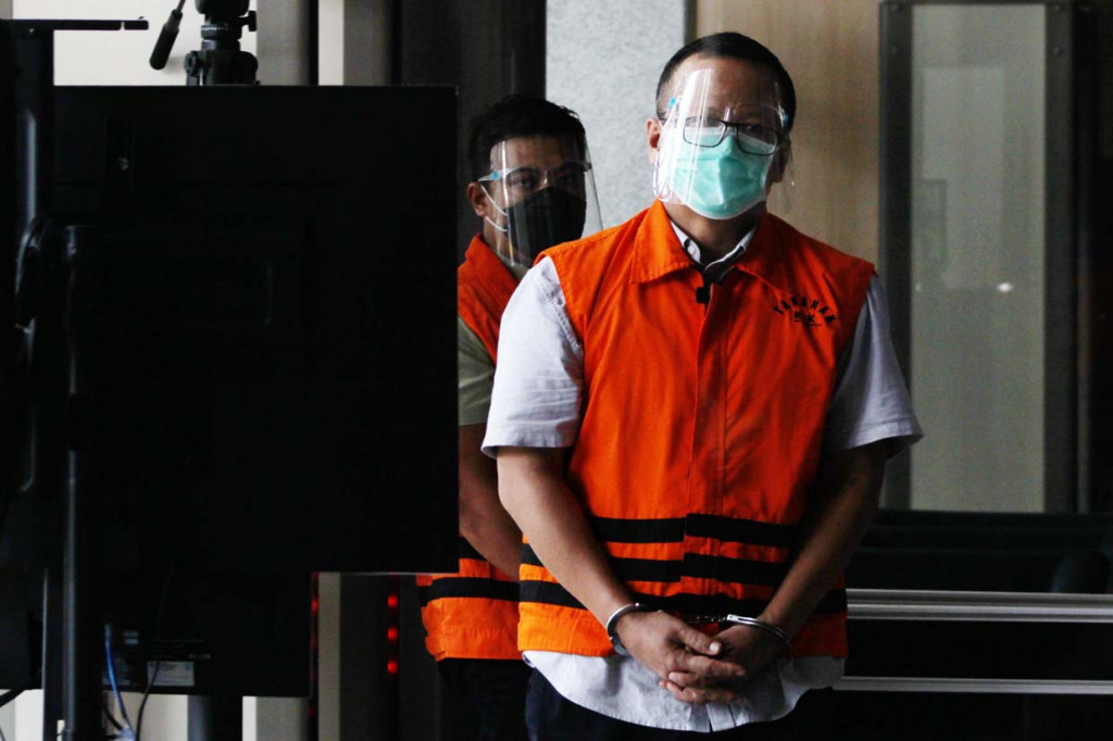 Berkas perkara mantan Menteri Kelautan dan Perikanan (KKP) Edhy Prabowo, dinyatakan lengkap (P21) dan segera dilimpahkan ke pengadilan.