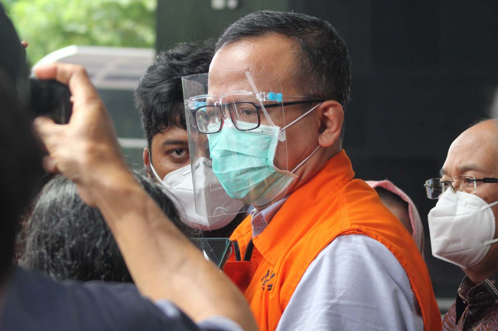 Plt Juru Bicara KPK Ali Fikri mengatakan, mengatakan dengan dilimpahkannya berkas perkara, alhasil penahanan Edhy dan lima tersangka lainnya beralih dan dilanjutkan oleh Tim JPU masing-masing selama 20 hari kedepan terhitung 24 Maret 2021 sampai dengan 12 April 2021.