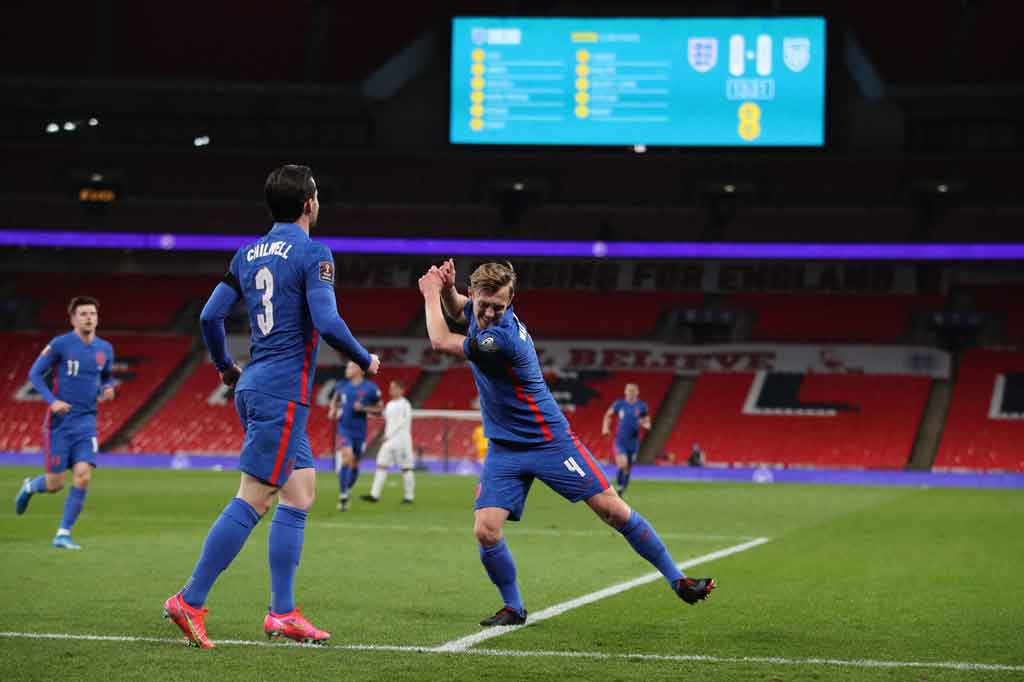 Pesta gol Inggris dimulai pada menit ke-14 ketika James Ward-Prowse membawa tim tuan rumah memimpin 1-0. Bermula dari kerja sama Raheem Sterling dan Mason Mount, Ben Chilwell mengirim umpan mendatar dari sayap kiri yang diselesaikan Ward-Prowse dengan sontekan kaki kiri ke arah tiang dekat.
