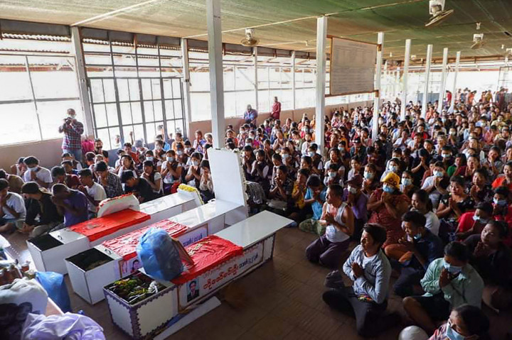 Pasukan keamanan Myanmar membunuh 114 orang termasuk anak-anak saat aksi brutal terhadap pengunjuk rasa pro-demokrasi pada Sabtu, 27 Maret 2021, kemarin.