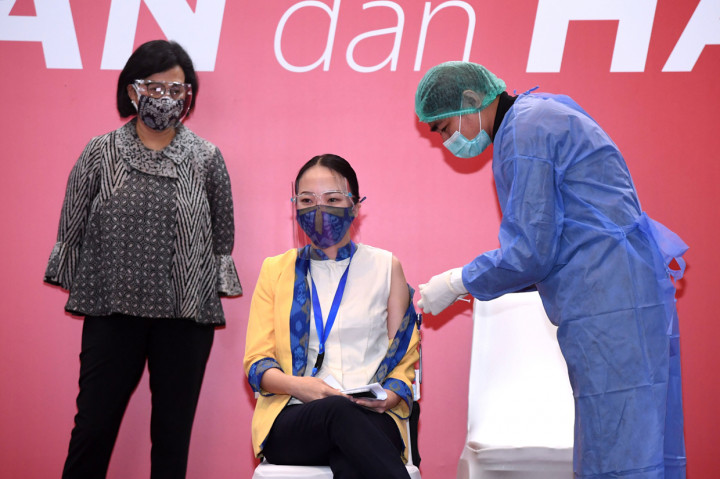 Dalam kesempatan yang sama, Menteri Keuangan Sri Mulyani mengatakan juga berharap sektor finansial seperti perbankan dan pasar modal segera pulih. Jika sektor finansial kembali normal, maka akan meningkatkan kepercayaan masyarakat dan mendorong pemulihan ekonomi nasional. 