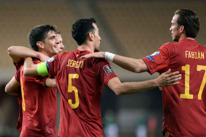 Empat menit berselang, Spanyol merestorasi keunggulan dua gol setelah tandukan pemain pengganti Gerard Moreno menjebol jala Ujkani memanfaatkan bola tendangan sudut. Skor 3-1 bertahan hingga laga usai.