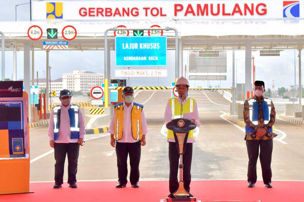 “Alhamdulillah pada pagi hari ini jalan tol Serpong-Cinere ruas Serpong-Pamulang dan jalan tol Cengkareng-Batu Ceper-Kunciran telah selesai dan dapat digunakan,” kata Presiden dalam sambutannya.