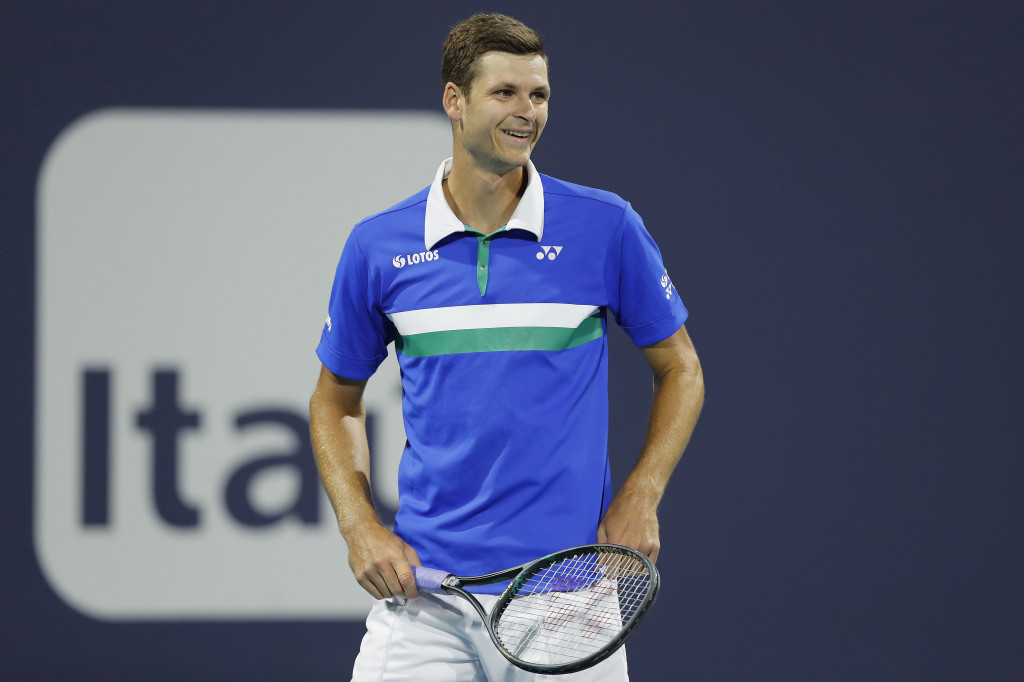 Hubert Hurkacz akan berkompetisi melawan Jannik Sinner pada partai puncak Miami Open 2021 untuk memperebutkan piala juara turnamen tingkat ATP Masters 1000 perdana mereka, pada Minggu, 4 April 2021.
