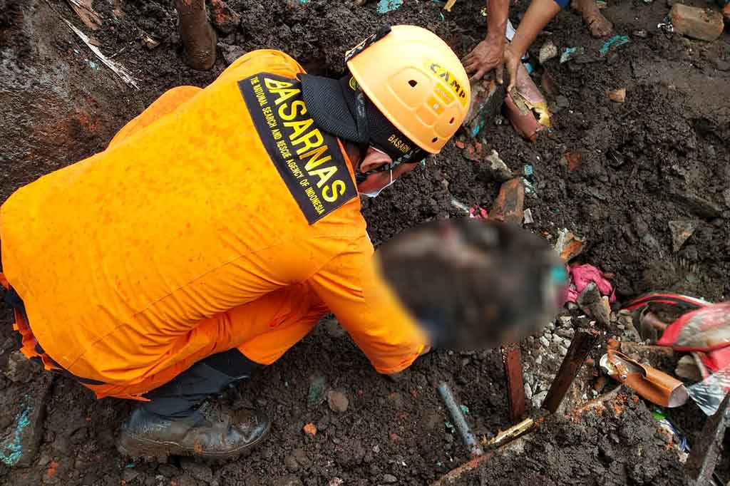 Korban Meninggal Bencana Alam Di Ntt Jadi 68 Orang Medcom Id