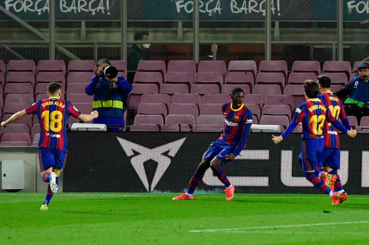 Unggul jumlah pemain dimanfaatkan Barca untuk mencetak gol. Hasilnya, pada menit ke-90 Dembele berhasil menjebol gawang tim tamu lewat tendangan voli  memaksimalkan umpan silang Ronald Araujo. Skor 1-0 bertahan hingga laga usai.